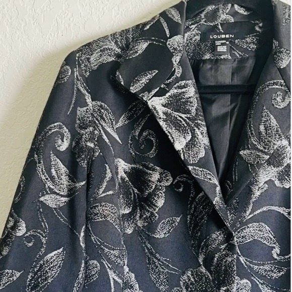Louben Jackets & Blazers - Louben Floral Black and Silver topper Jacket